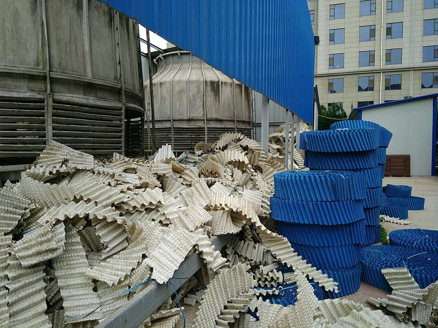 {(dio)sQ</a>